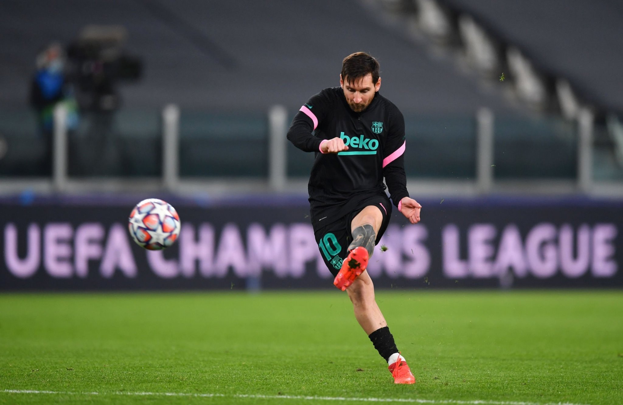 明星的行为 明星的行为