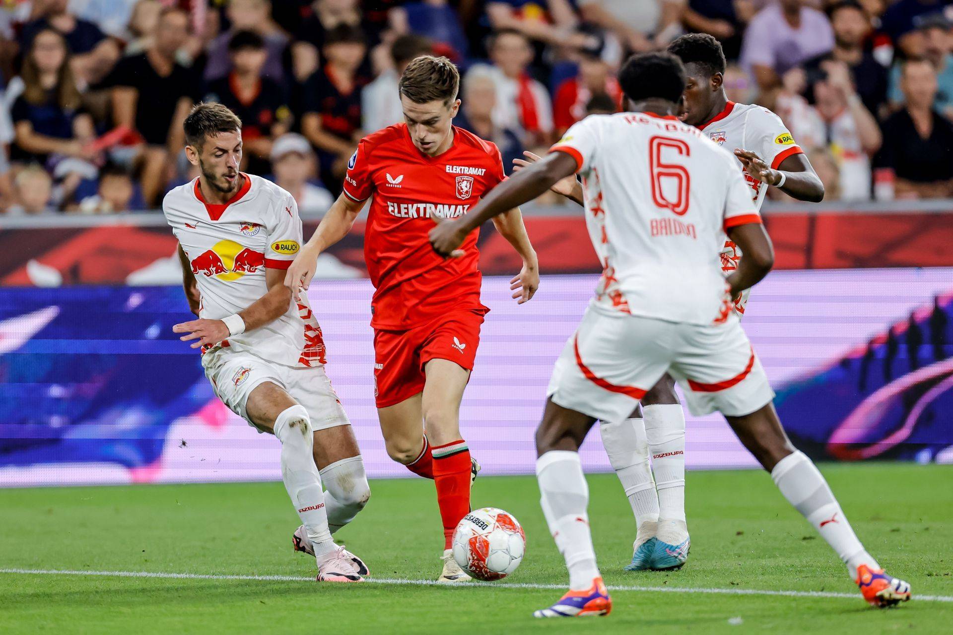 足球界的“布冯”得以延续！他的儿子已经进入了捷克国家队.